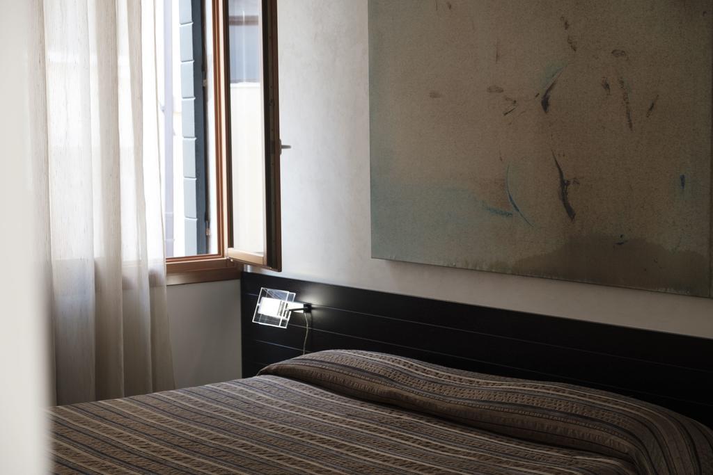 Ca' Pozzo Pensión 3*